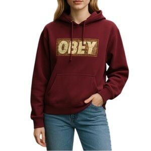 OBEY Wine Cropped Graphic Logo Sweatshirt Hoodie with Kangaroo Pocket Baddie M